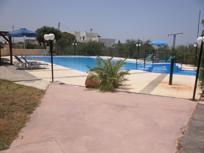 Anthemis Apartment
