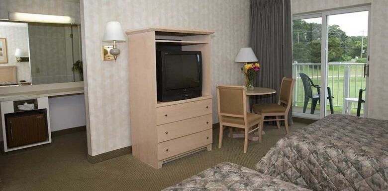 Hotel Winnapaug Inn