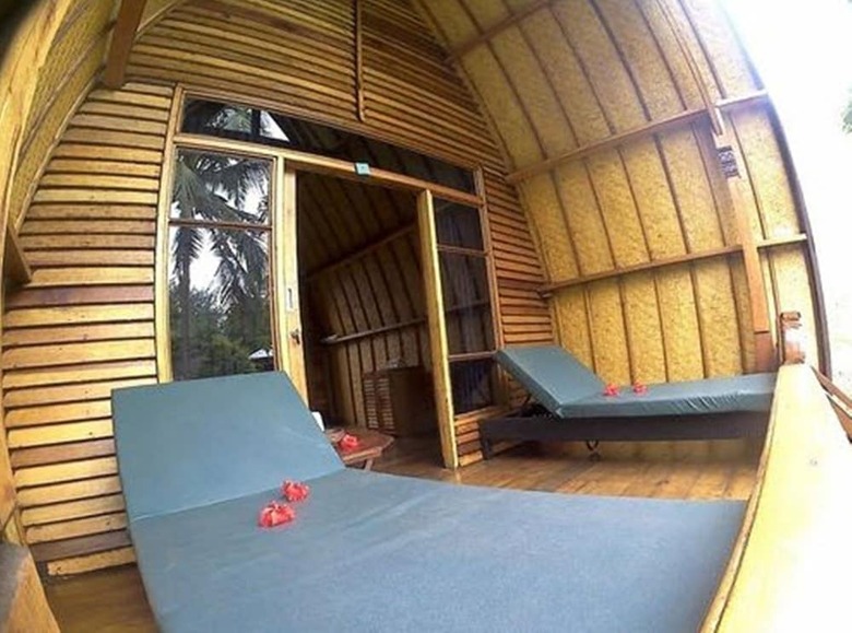 Hotel Laguna Gili Beach Resort