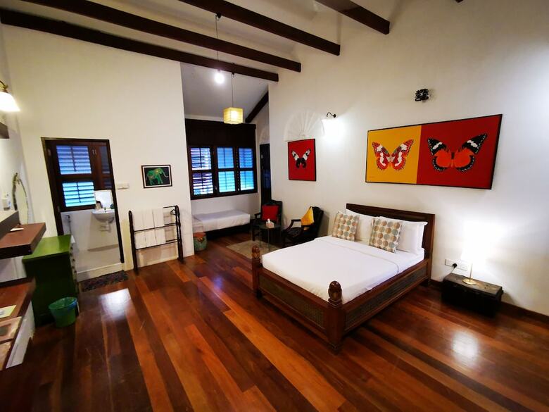 Hotel East Indies Mansion