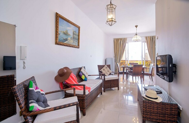 Aparthotel Pereybere Serviced Suites