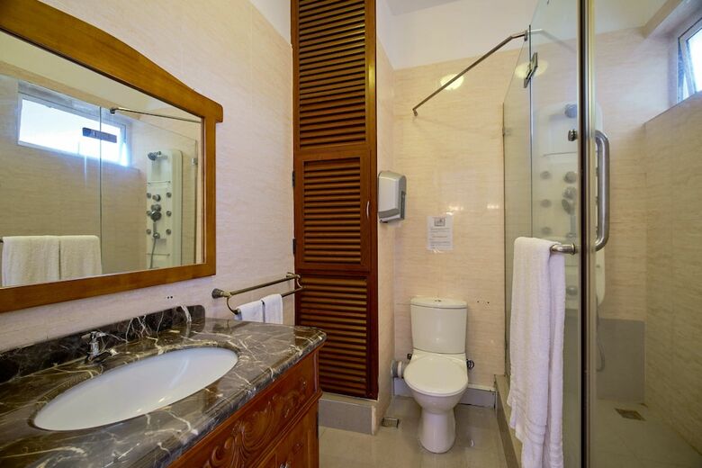 Aparthotel Pereybere Serviced Suites