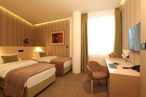 Argo Garni Hotel