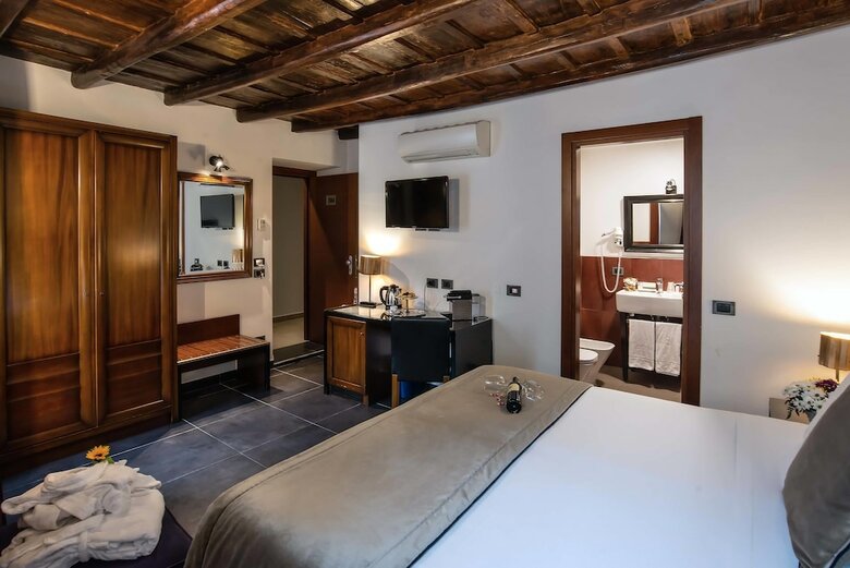 Hotel Navona Colors