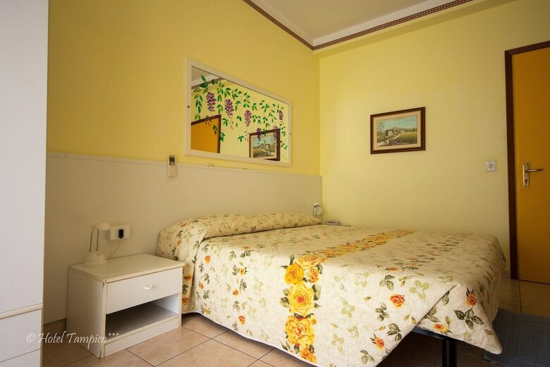 Hotel Tampico