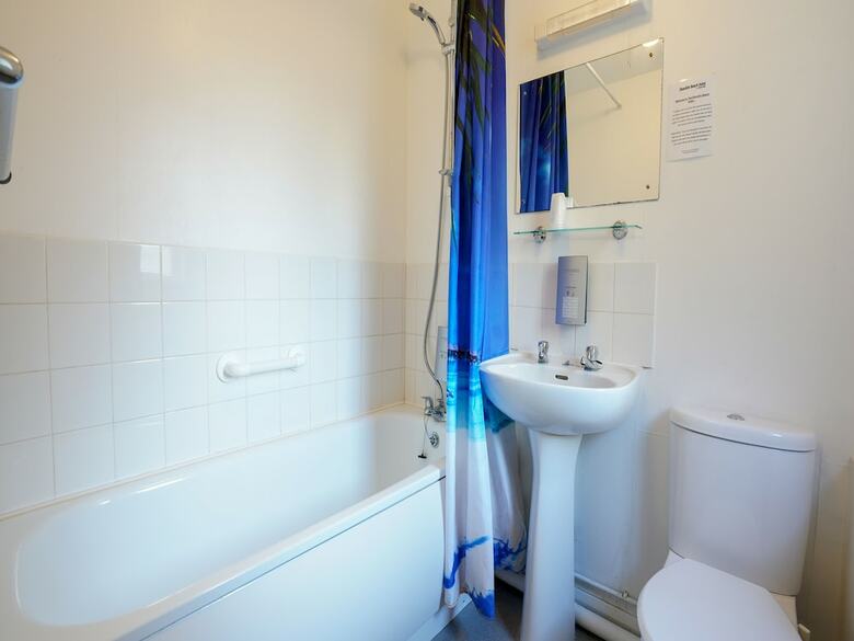 Oyo Shanklin Beach Hotel