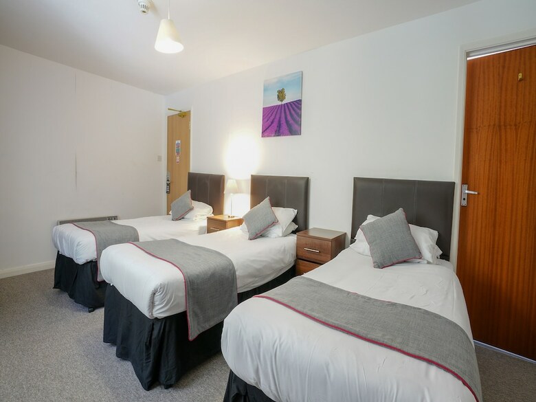 Oyo Shanklin Beach Hotel