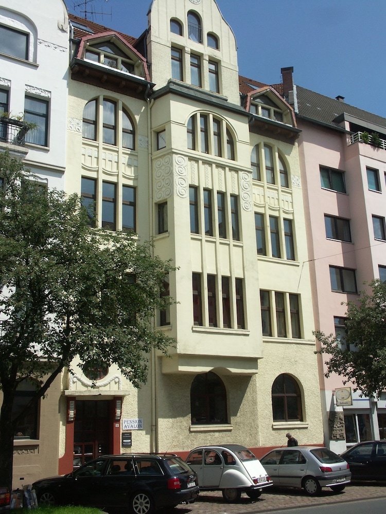 Hotel Avalon