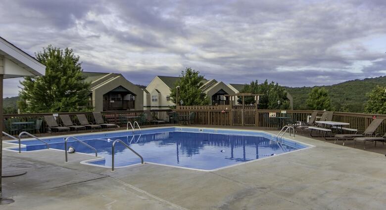 Eagle's Nest Condo Resort