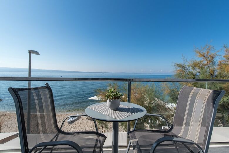 Posada Beachfront Apartmants Zanic