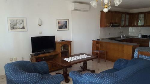 Apartments Kalsan