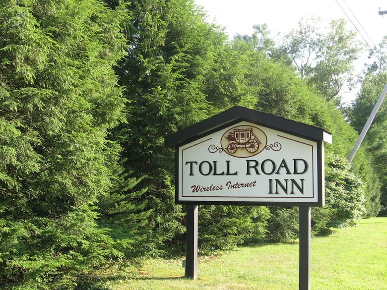 Hotel Toll Road Inn
