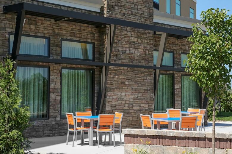 Hotel Holiday Inn Express Moline - Quad Cities Area