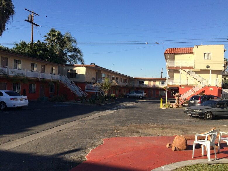 Long Beach Motel