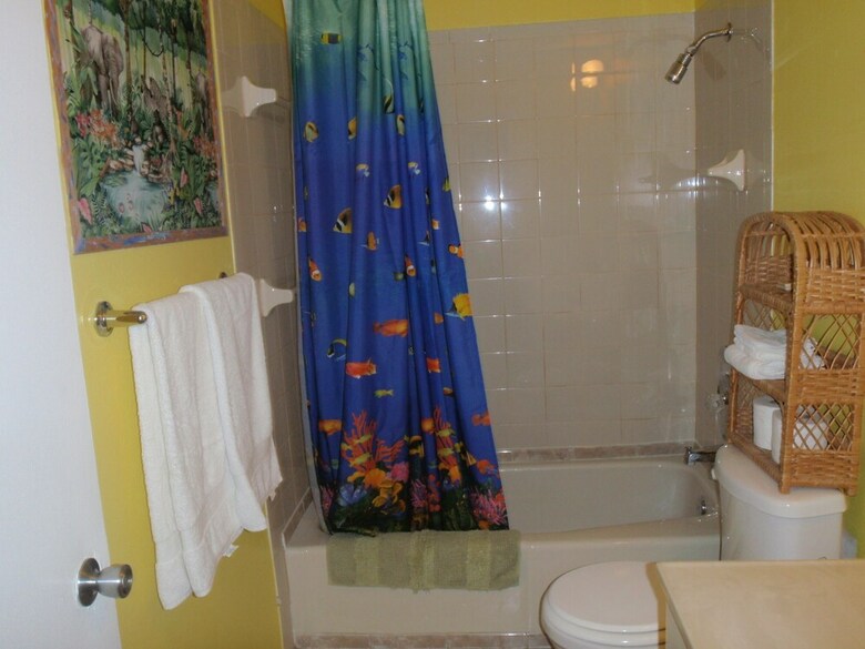 Hotel Eldemire's Tropical Island Inn