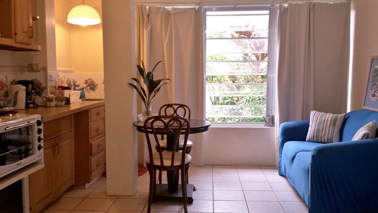 Hotel Eldemire's Tropical Island Inn