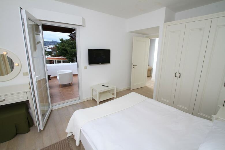 Hotel Manastir And Suites