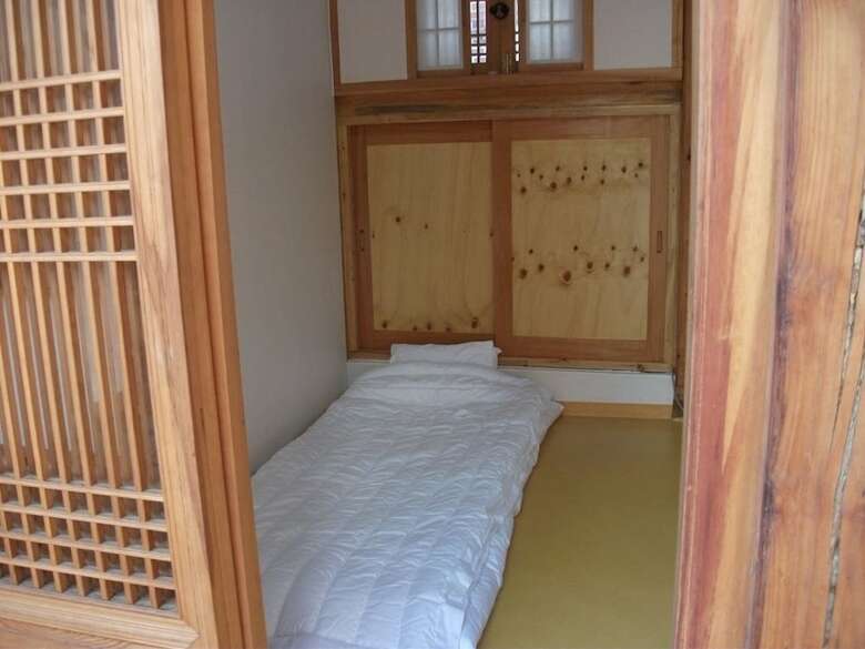 Hotel Bukchon Sarangchae Hanok Guesthouse