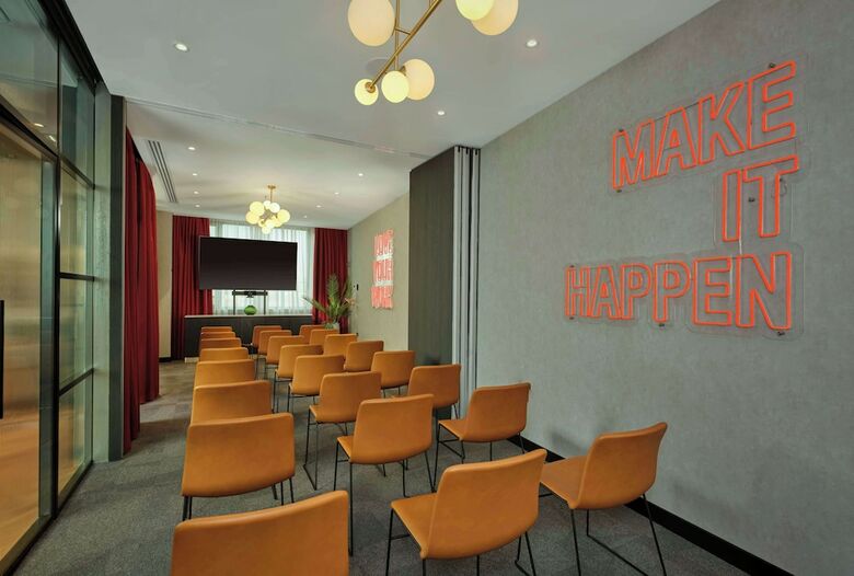 88 Rooms Hotel