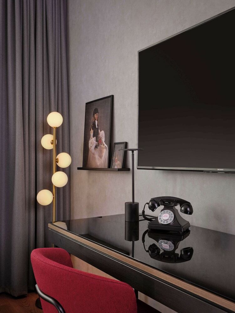 88 Rooms Hotel