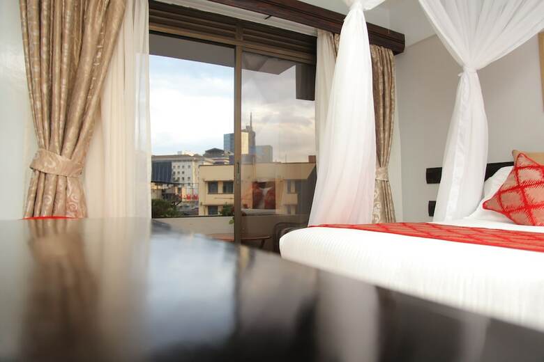 Marble Arch Hotel