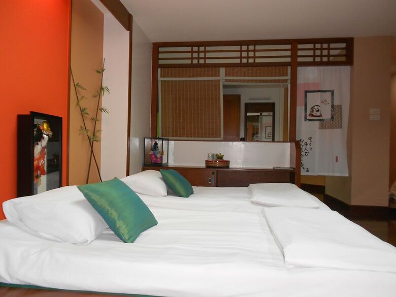 Hotel B.s.court Boutique Residence