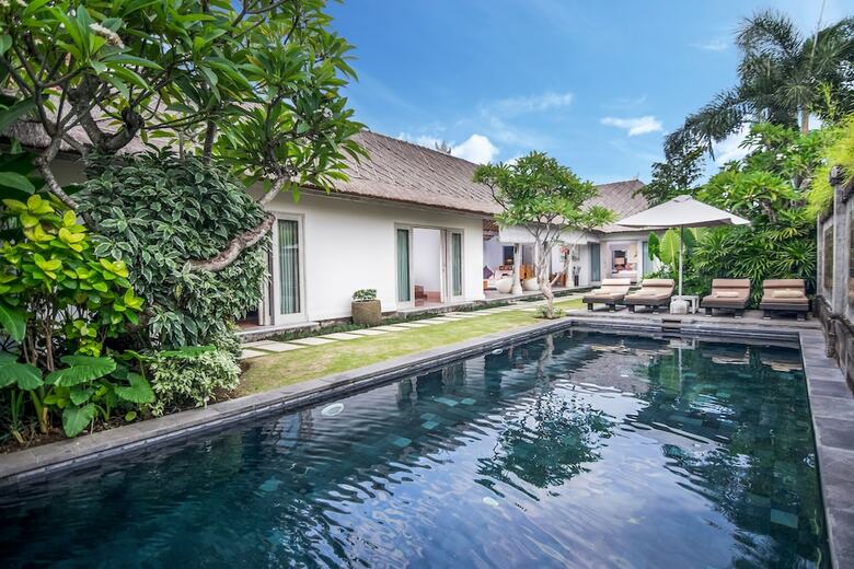 Serene Villas