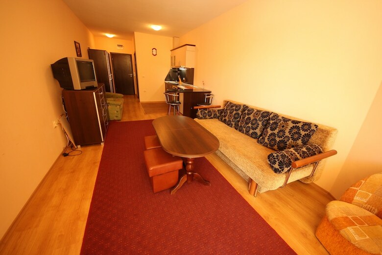 Menada Luxor Apartments