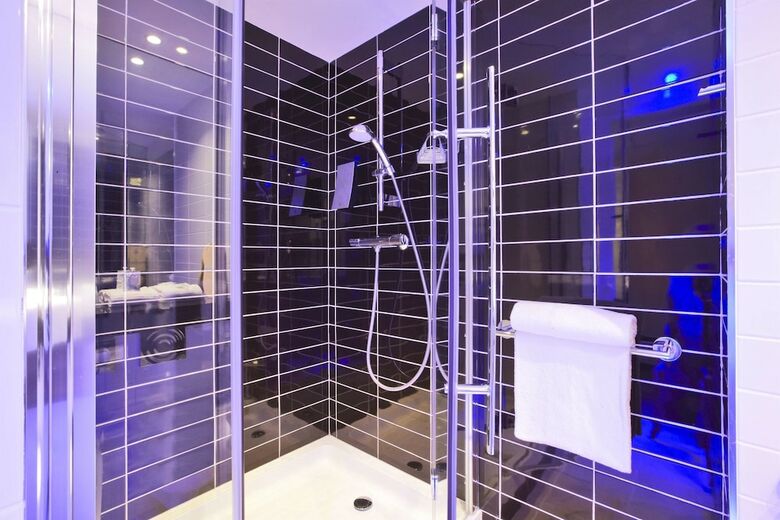 Hotel Kyriad Marseille Provence - Airport