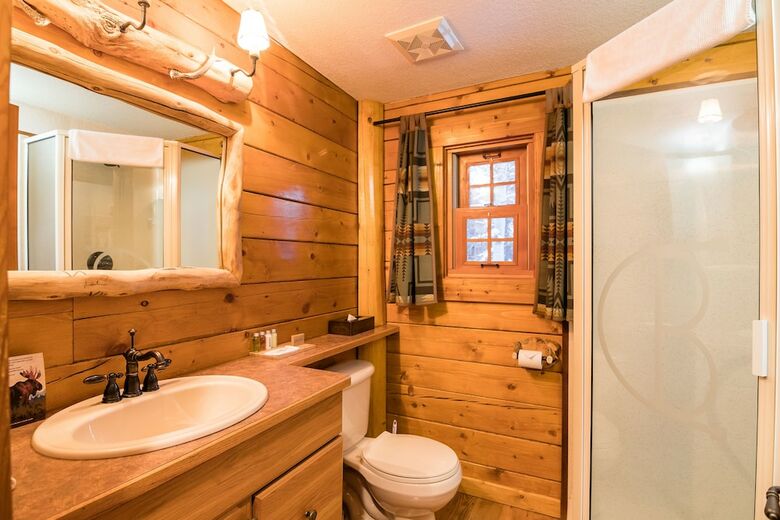 Hotel Baker Creek Mountain Resort