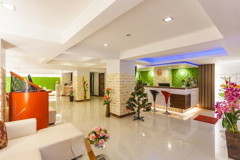Patong Max Value Hotel