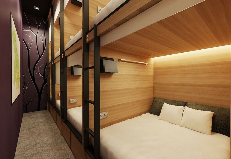 Hotel Herehotel.com