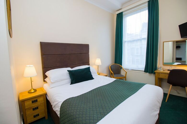 London Town Hotel