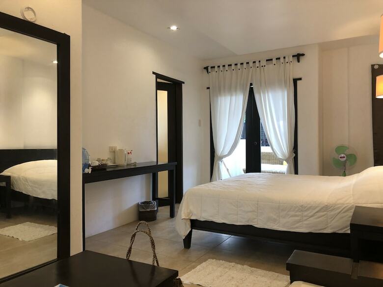 Apartamento The Boracay Beach Resort