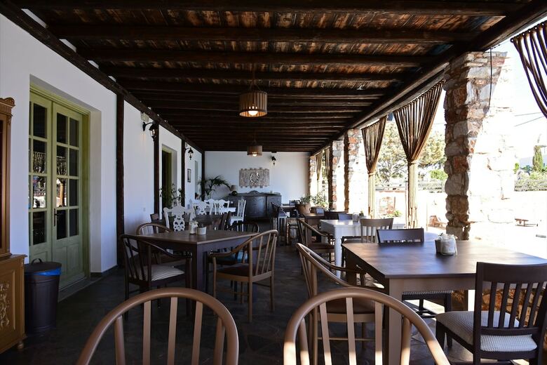 Parosland Hotel
