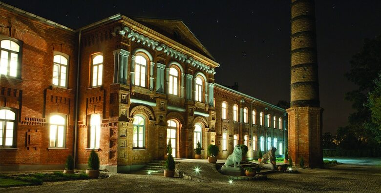 Royal Hotel