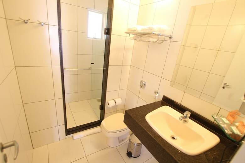 Hotel Confiance Soho Batel Centro