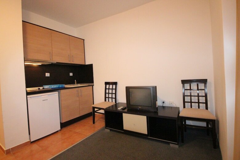 Menada Ravda Apartments