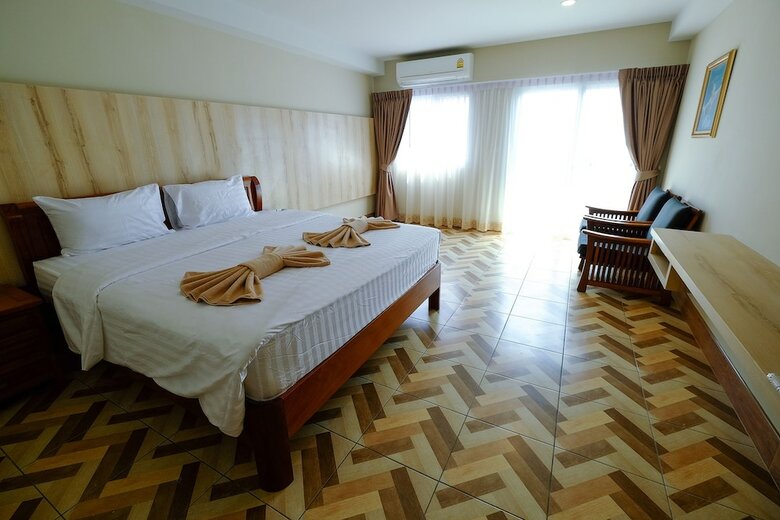 Hotel Harmony Inn