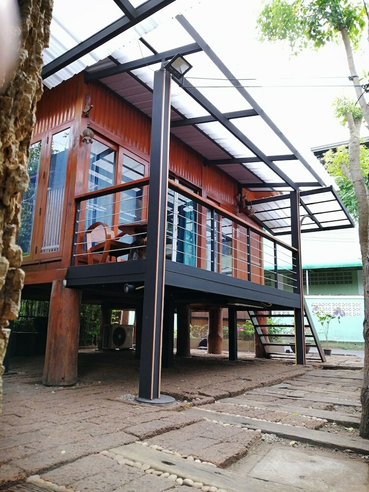Apartamento Wood House Pattaya