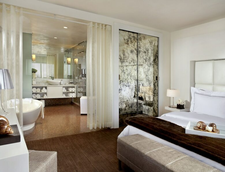The Huntley Hotel