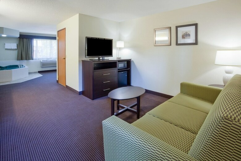 Hotel Americinn By Wyndham Rhinelander