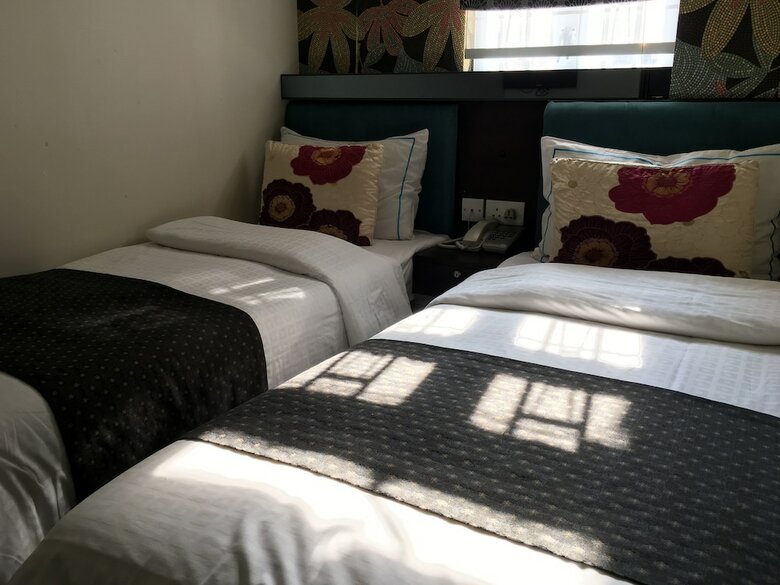 Seasons Hotel - Tsim Sha Tsui