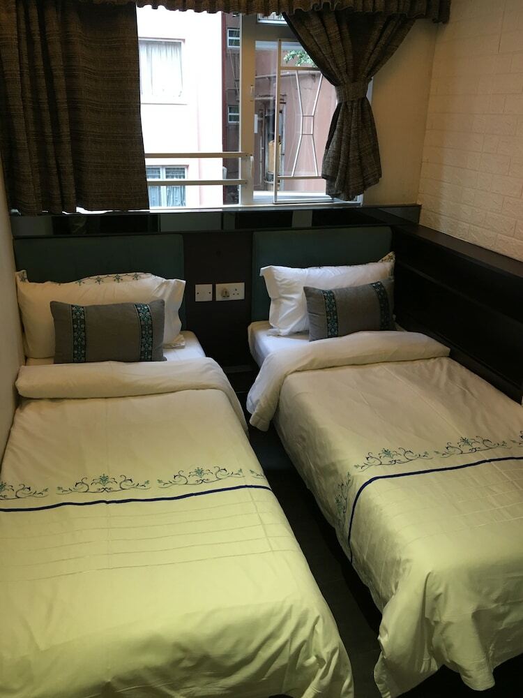 Seasons Hotel - Tsim Sha Tsui