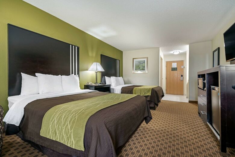Hotel Comfort Inn East