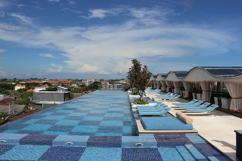 Hotel Ts Suites Bali