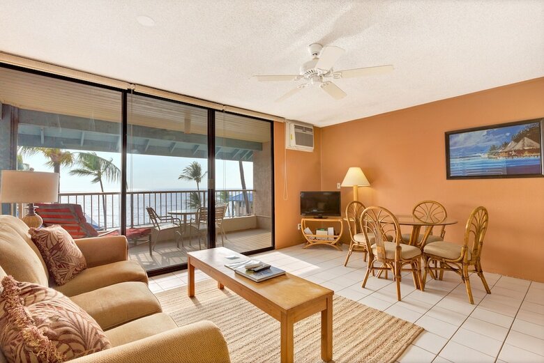 Castle Kona Reef, A Condominium Resort
