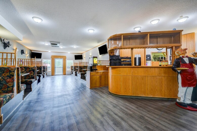 Hotel Canadas Best Value Inn Valemount