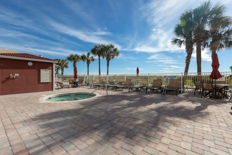Maritime Beach Club By Capital Vacations