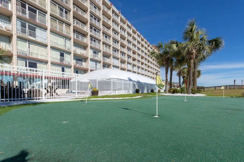 Maritime Beach Club By Capital Vacations